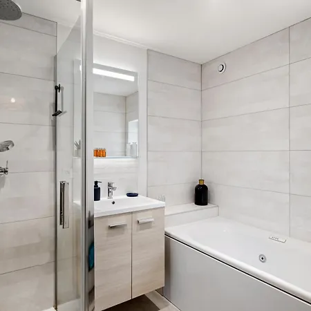 Maison Calme Avec Jardin - 10 Pers - Proche Centre Сasa de vacaciones Ruan