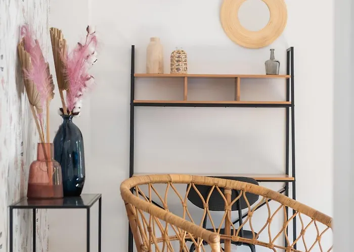 Semesterbostad Maison Calme Avec Jardin - 10 Pers - Proche Centre *