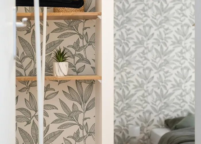 Maison Calme Avec Jardin - 10 Pers - Proche Centre *