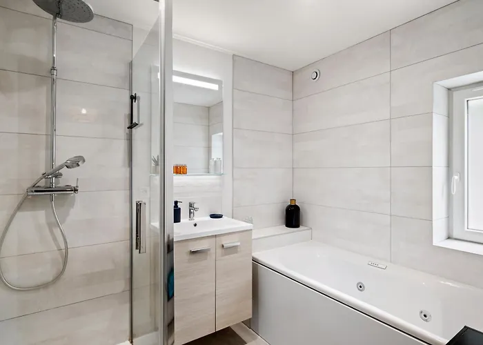 Maison Calme Avec Jardin - 10 Pers - Proche Centre 度假居 鲁昂